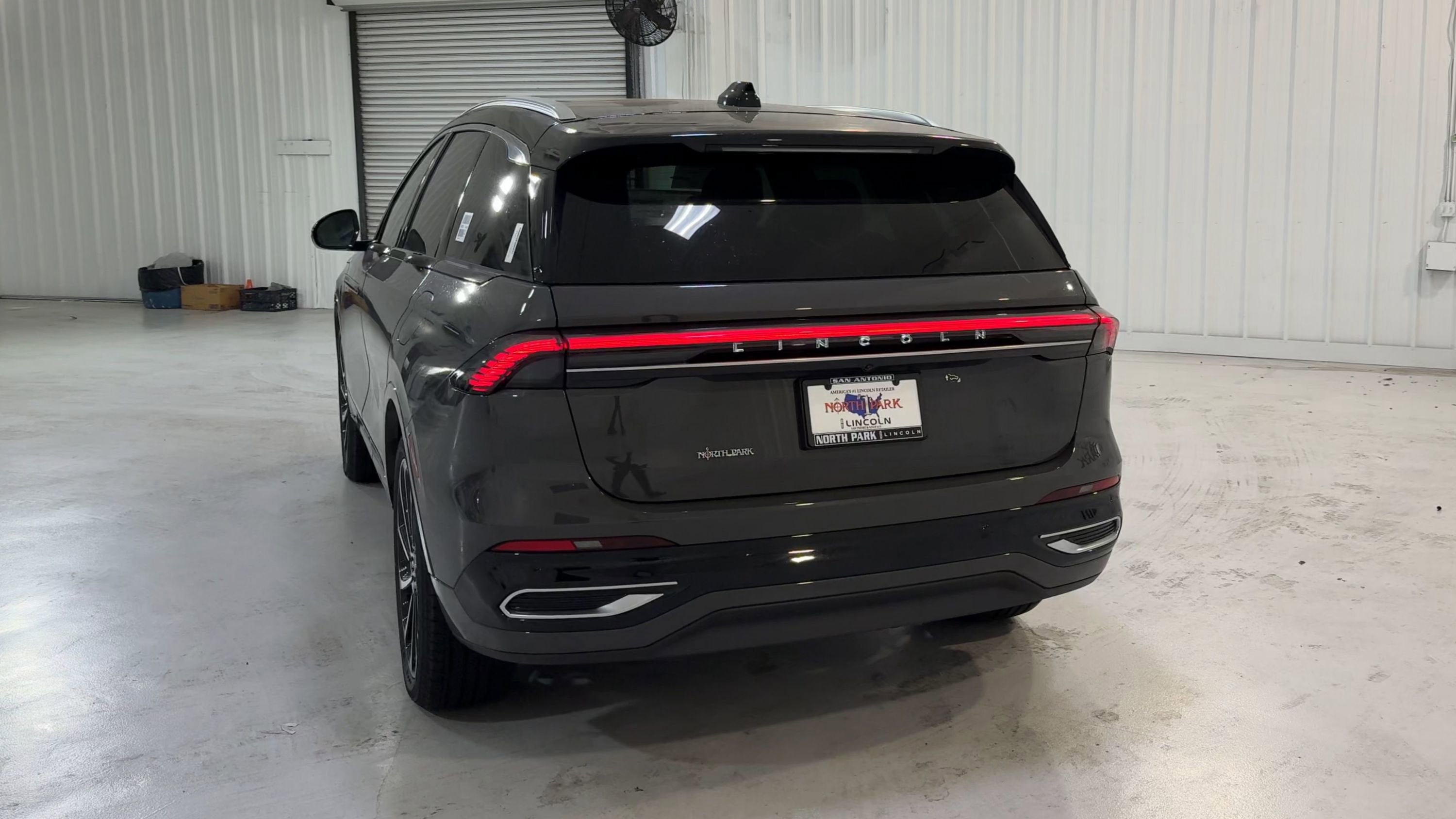 2025 Lincoln Nautilus Black Label Hybrid