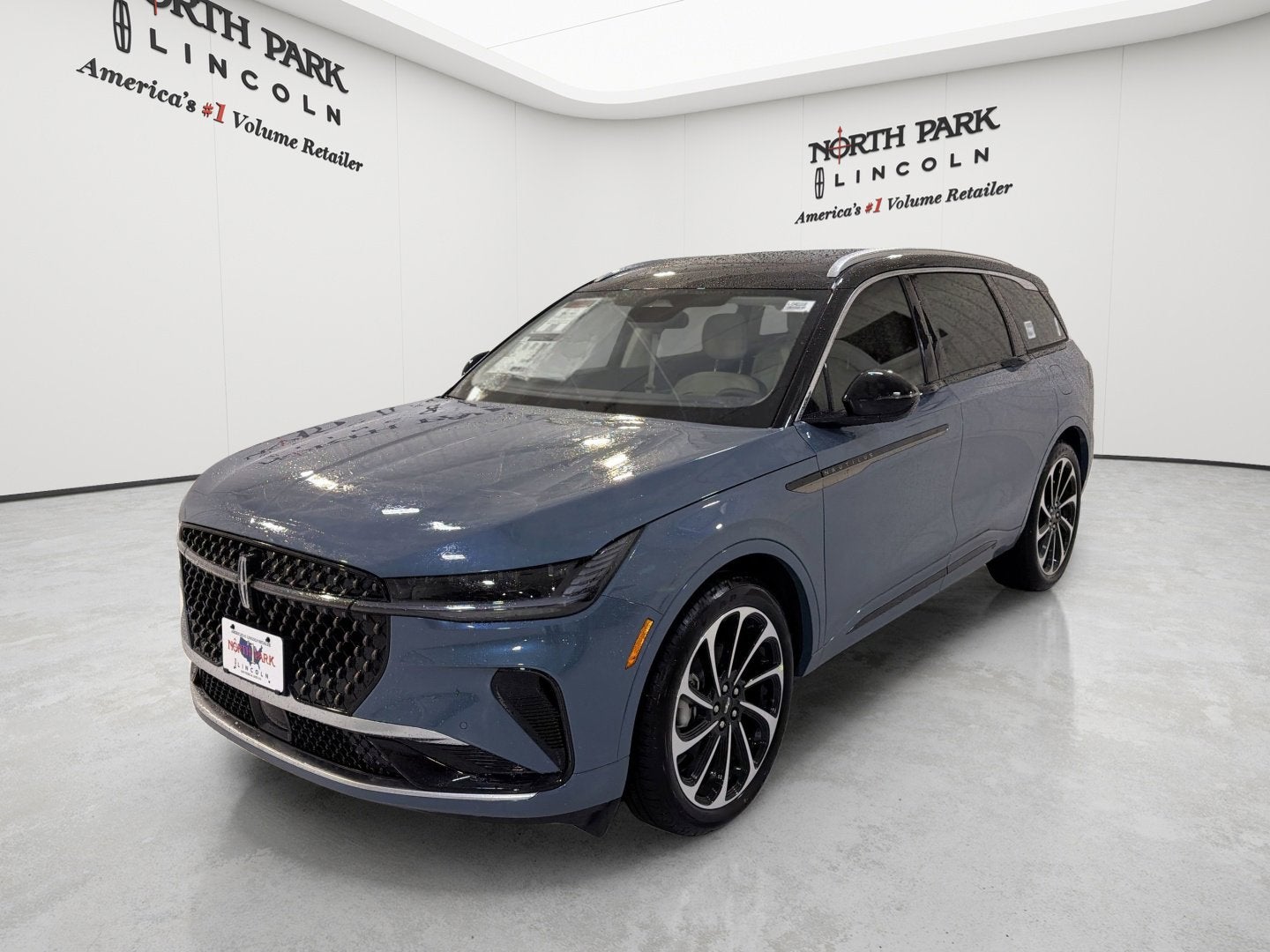 2026 Lincoln Nautilus Black Label AWD's photo