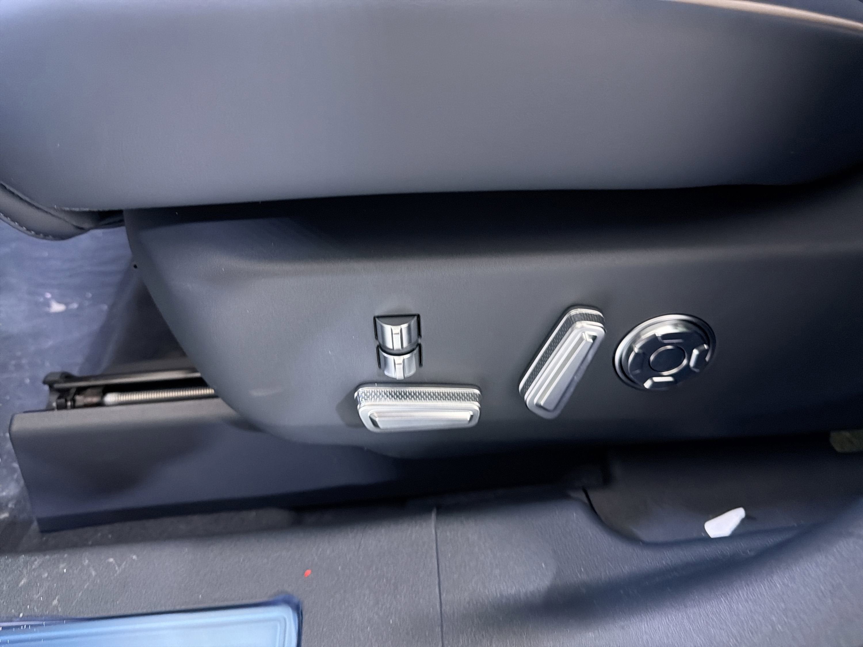 2026 Lincoln Nautilus Black Label Hybrid