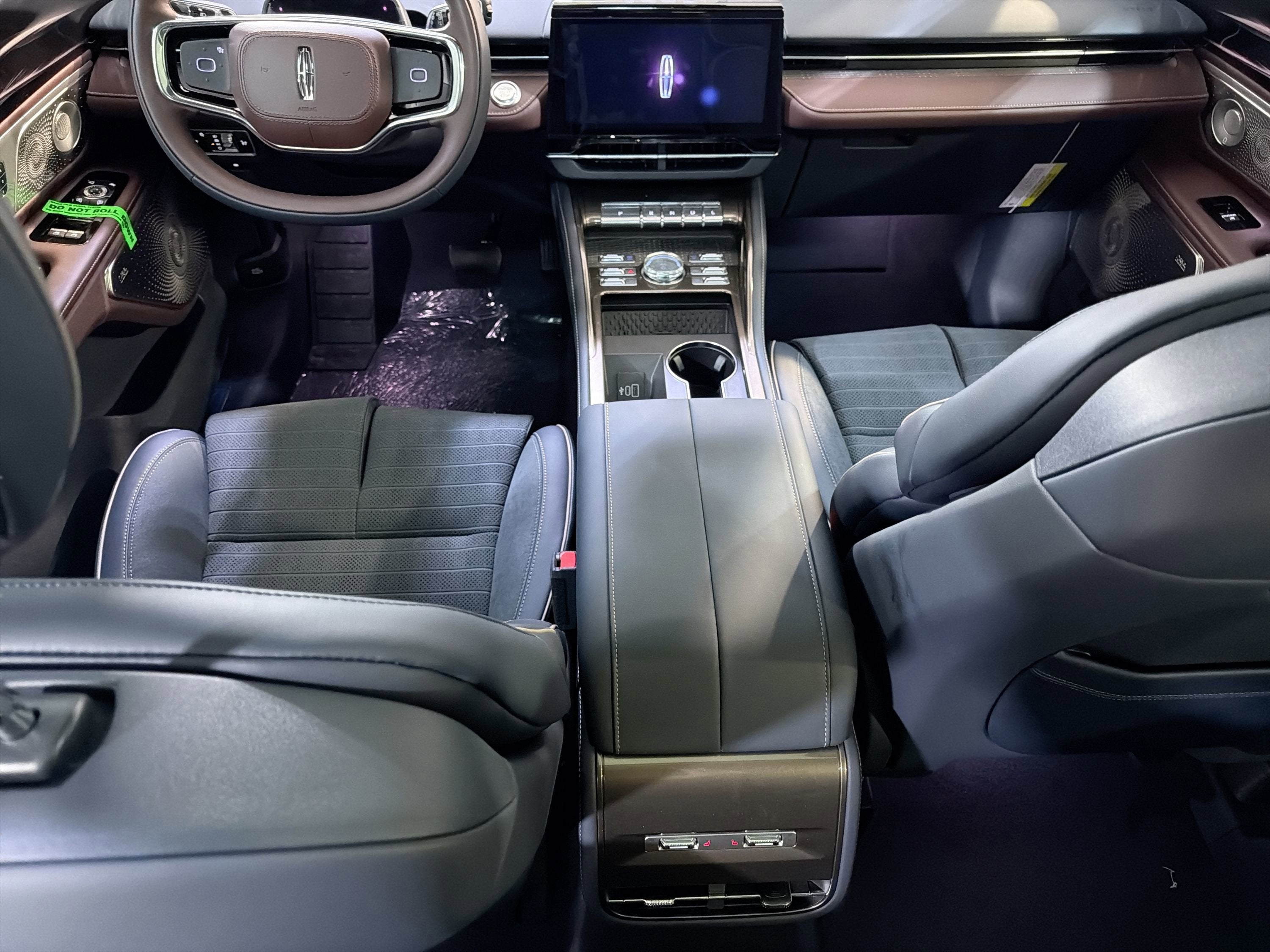 2026 Lincoln Nautilus Black Label Hybrid