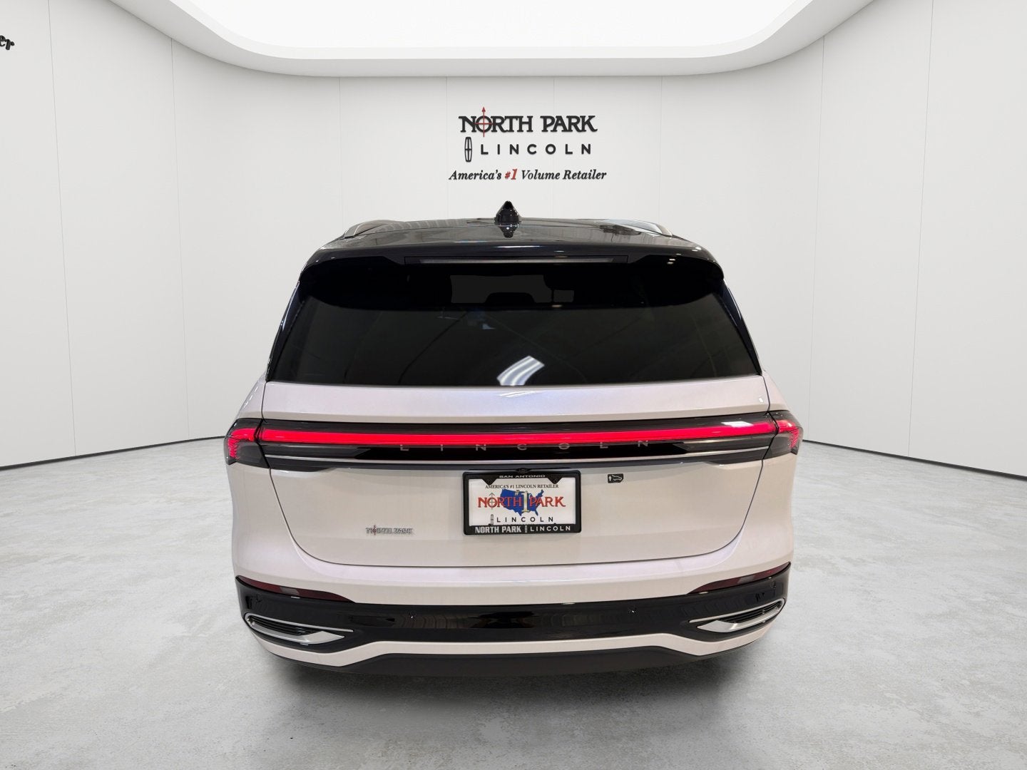 2026 Lincoln Nautilus Black Label Hybrid