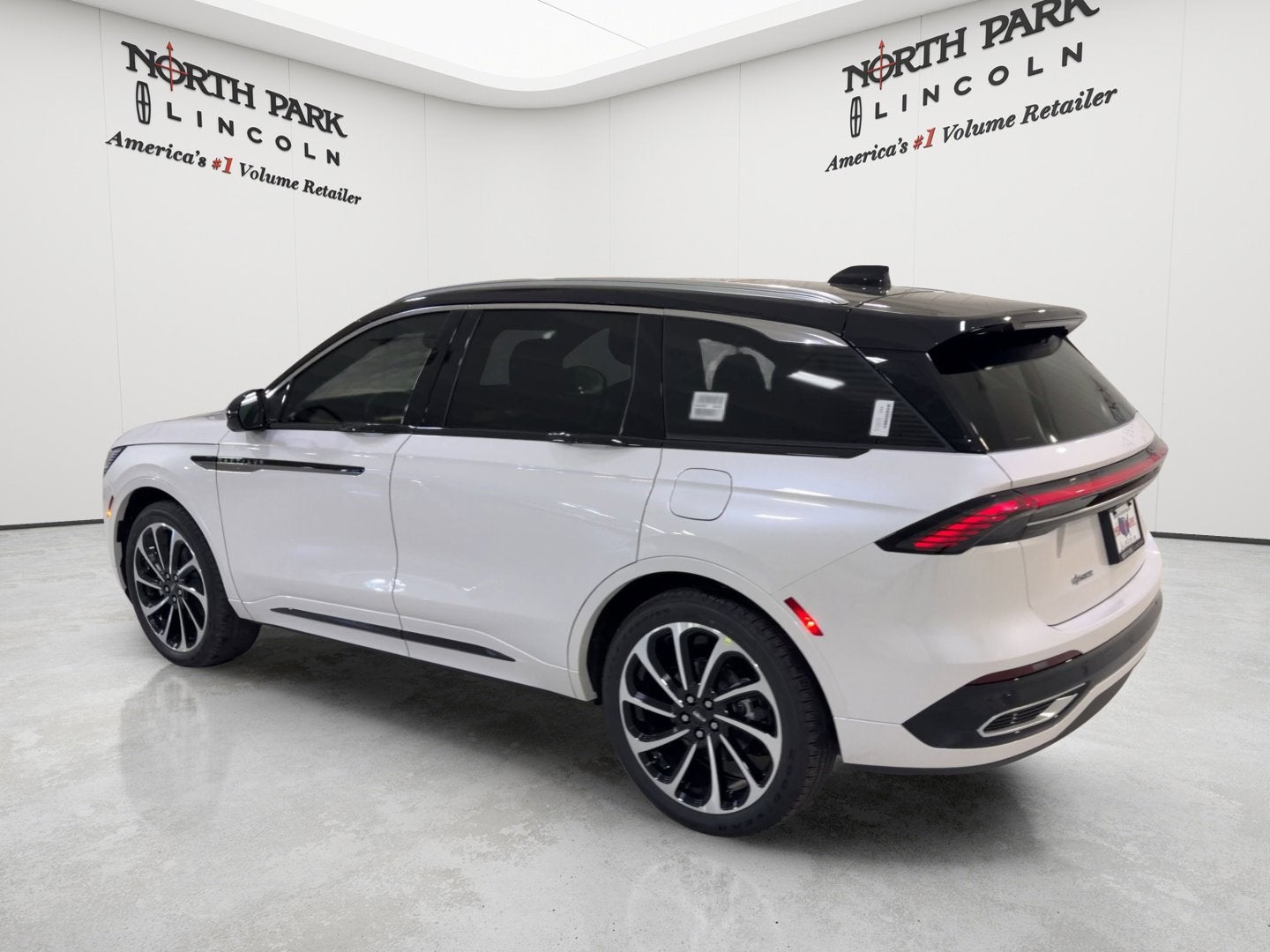 2026 Lincoln Nautilus Black Label Hybrid