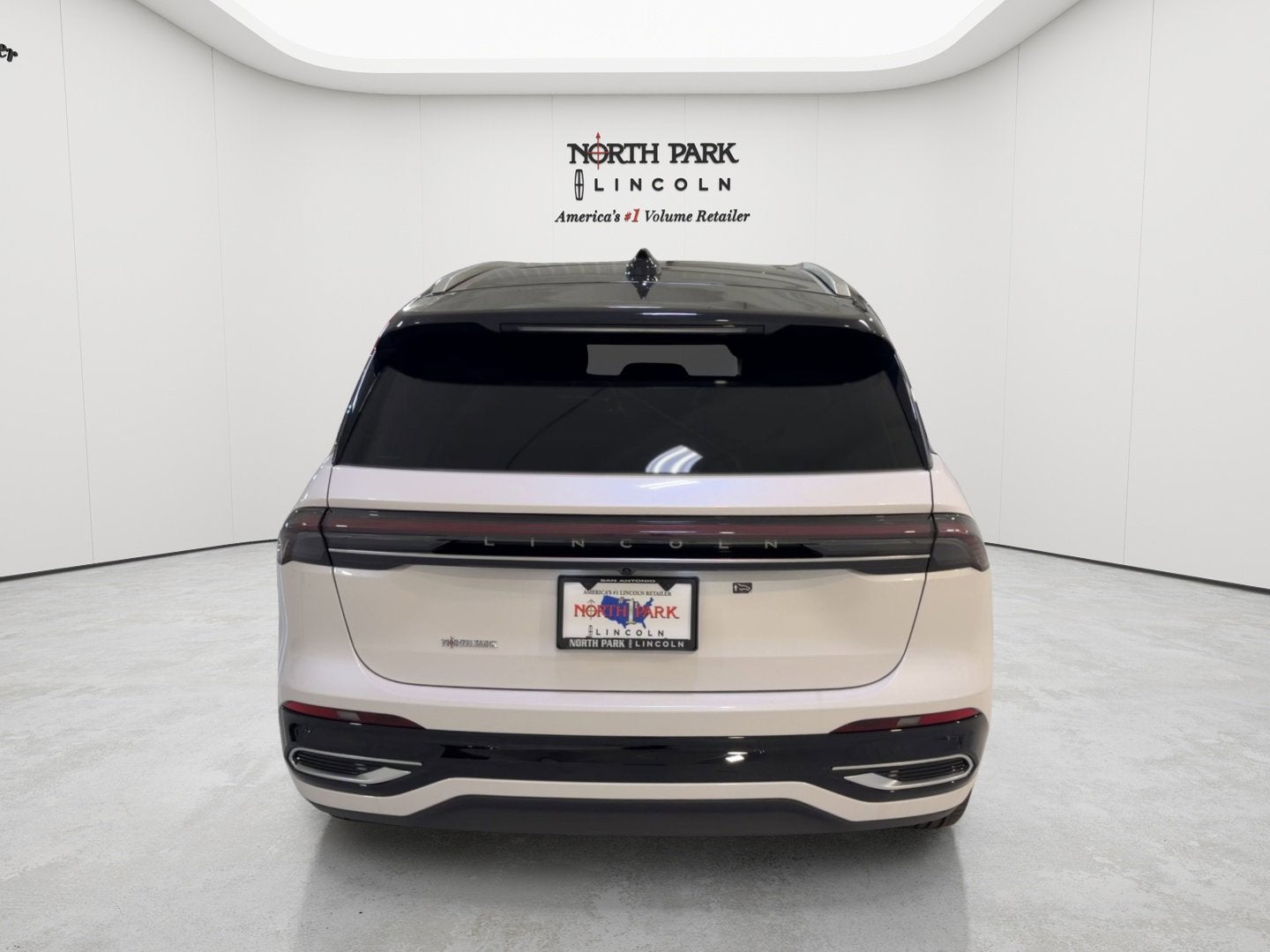 2026 Lincoln Nautilus Black Label Hybrid