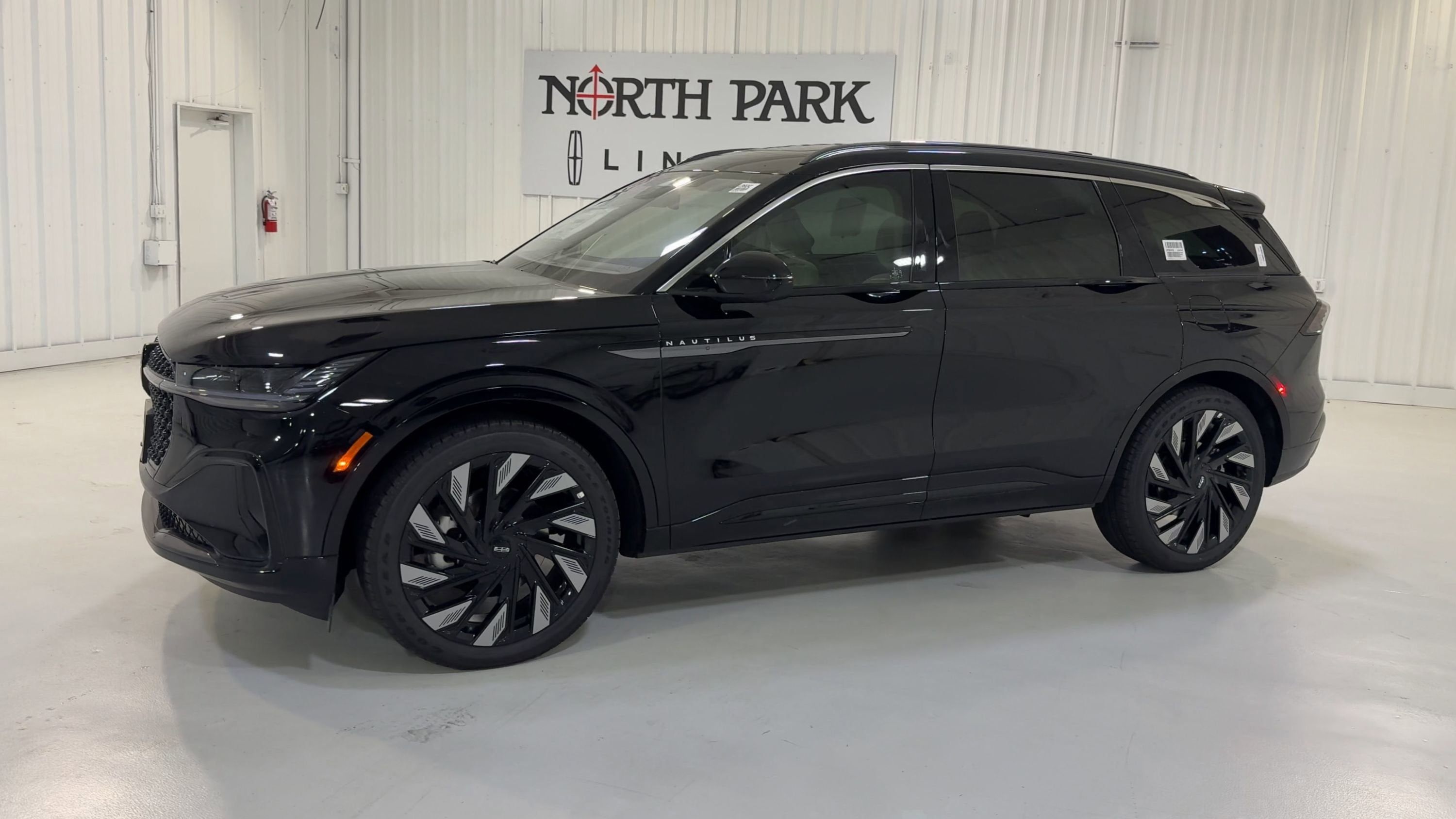 2025 Lincoln Nautilus Black Label