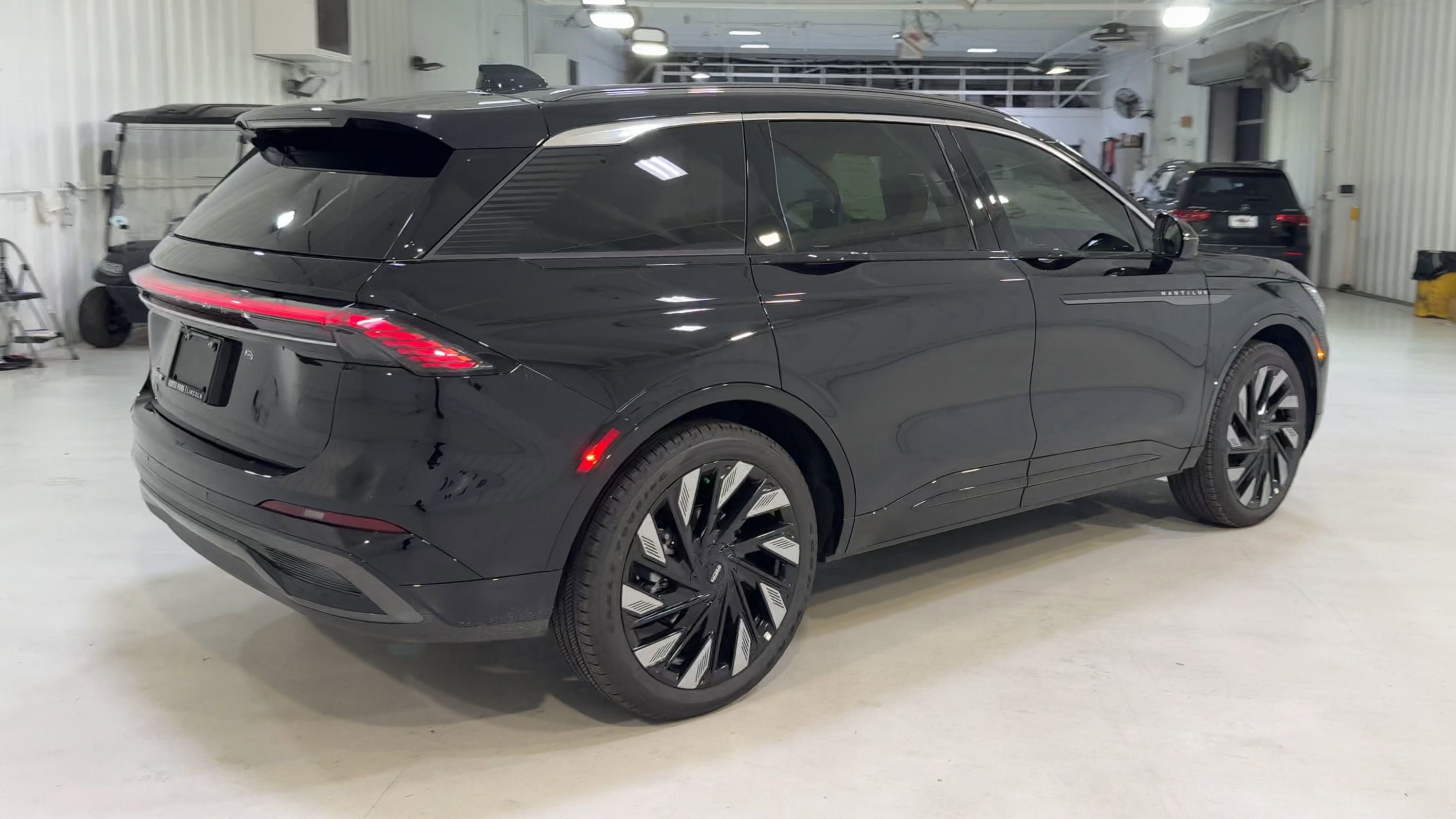 2025 Lincoln Nautilus Black Label