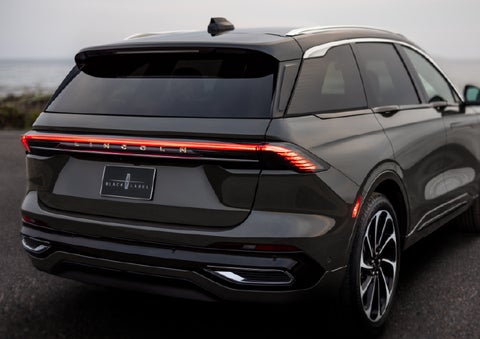 The rear of a 2025 Lincoln Black Label Nautilus® SUV displays full LED rear lighting. | North Park Lincoln in San Antonio TX